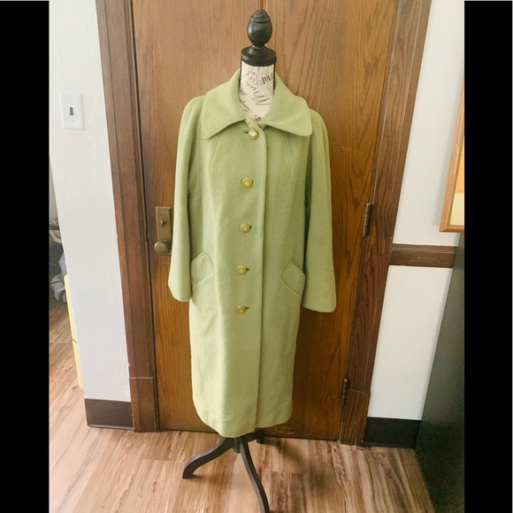 Fashionfila Jackets & Blazers - 🧥 Women’s Vintage Winter Coat 🧥
